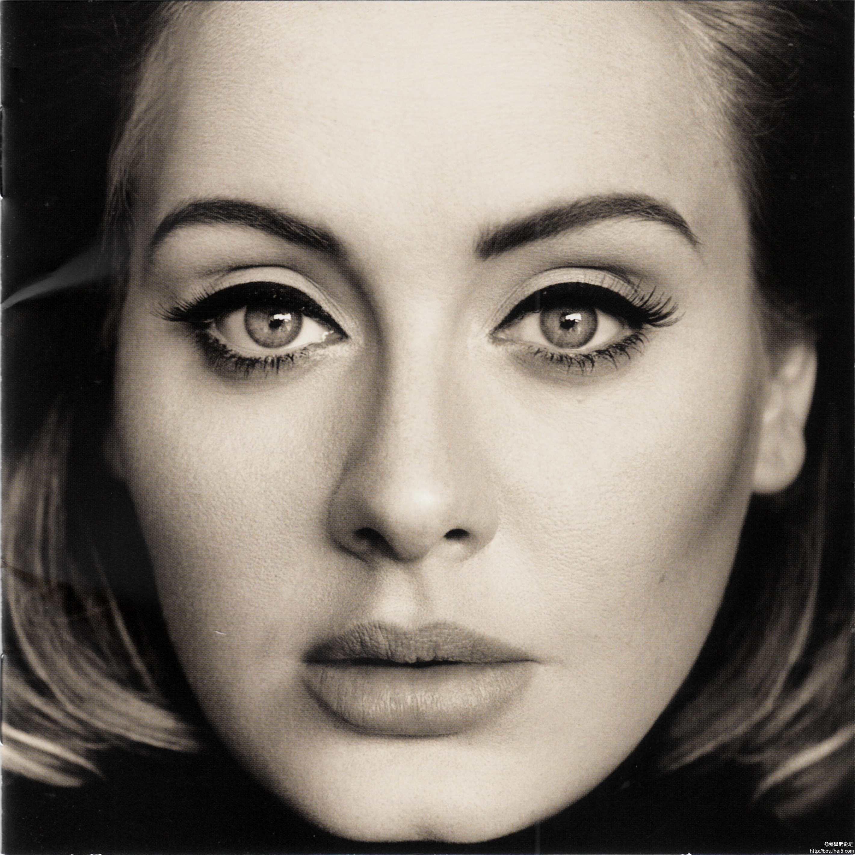 Adele - 25 (Japan Edition) 002.jpg